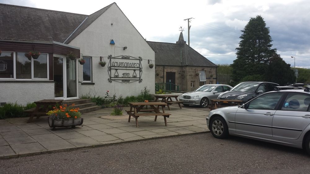 Covenanters Inn Dingwall Exterior foto